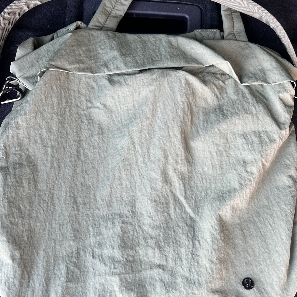 Lululemon Athletica Green Oversized Tote Bag - Picture 2 of 4